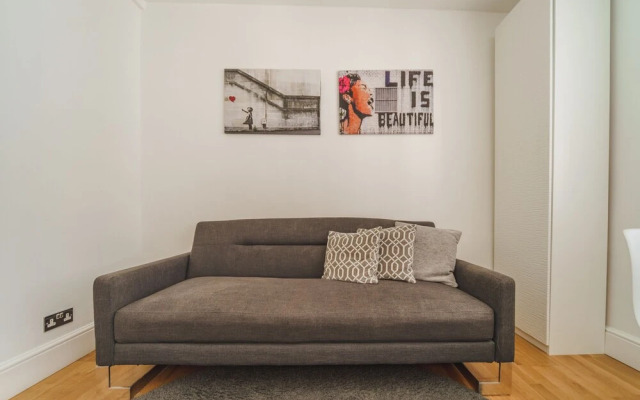 Smart Studio D'Arblay St Berwick Street