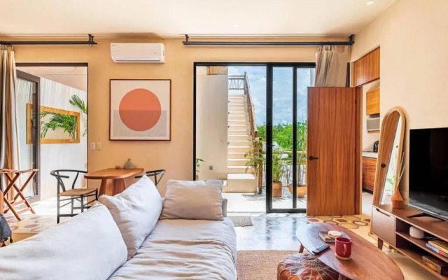 @villa.akbal- 2bd rooftop w/ open dinning room