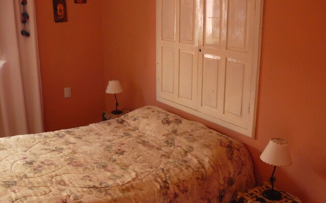 Hostal La Antigua - Hostel