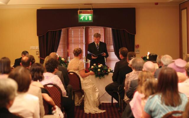 Best Western Bristol North The Gables Hotel
