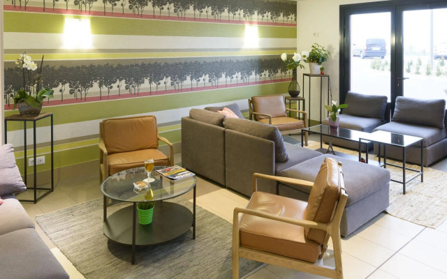 Brit Hotel Reims Croix Blandin