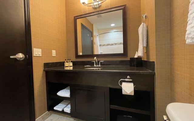 Best Western Plus Okotoks Inn & Suites