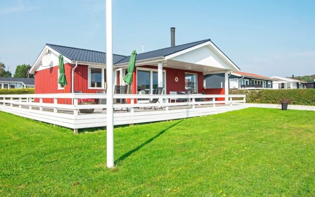 6 Person Holiday Home in Juelsminde