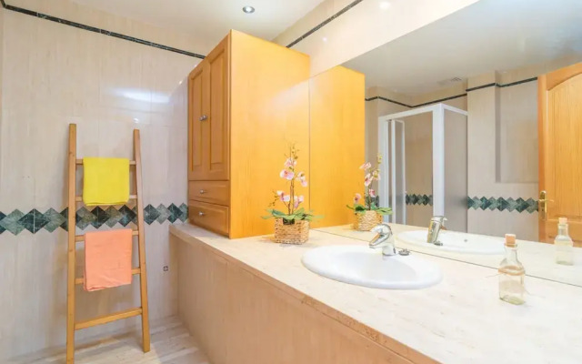 Goixa in Lloseta With 3 Bedrooms and 2 Bathrooms