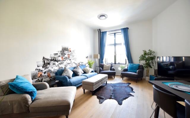 Luxury Apartment by Hi5 - Bajcsy Suite