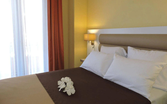 Hotel Regina Cannes