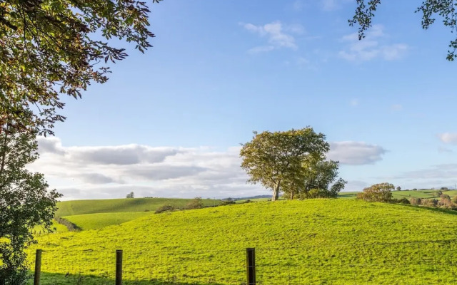 Kendal - Gothic Hall - Luxury Rooms or Apartment