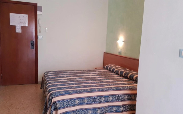 Hotel Promenade Universale