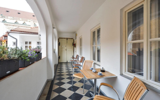 Romantic Apartment Prague near Charles Bridge