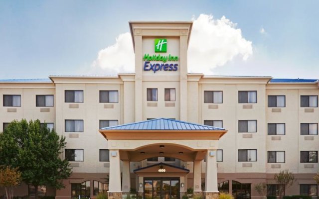 Holiday Inn Express Hotel And Suites Fort Worth/i 20