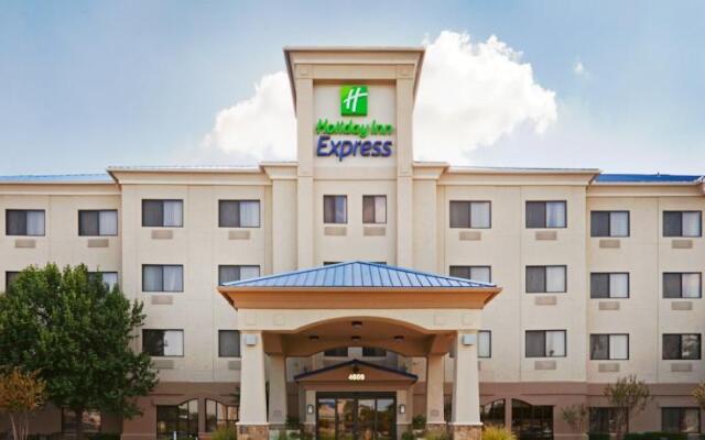 Holiday Inn Express Hotel & Suites Fort Worth I-20