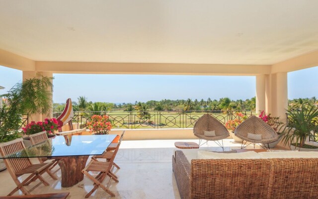 Luxurious 3 Bedroom Condo