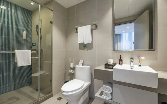 Homeinn Selected Hotel (Shanghai Sinan Road)