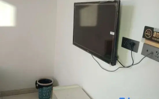 Yuexiang Erlanghe Quhongxiang Family Hotel