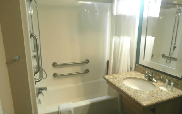 Studio 6 Lenexa, Ks – Overland Park