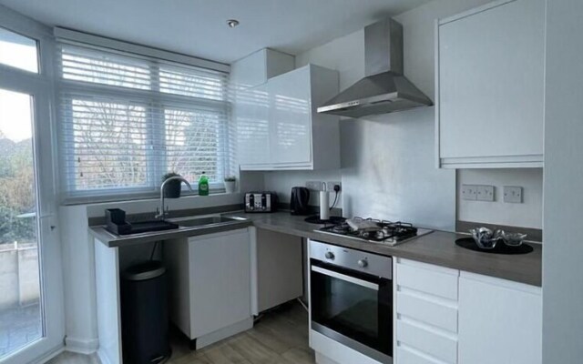 Harborne Park Road by JLJ Apartments