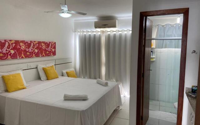 Apartamento na praia Taperapuan/Próx. Axé Moi/Mobiliado