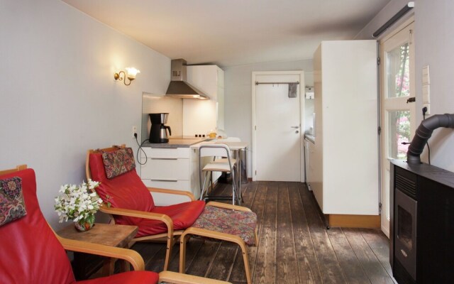 Delightful Chalet in Opglabbeek near Lake