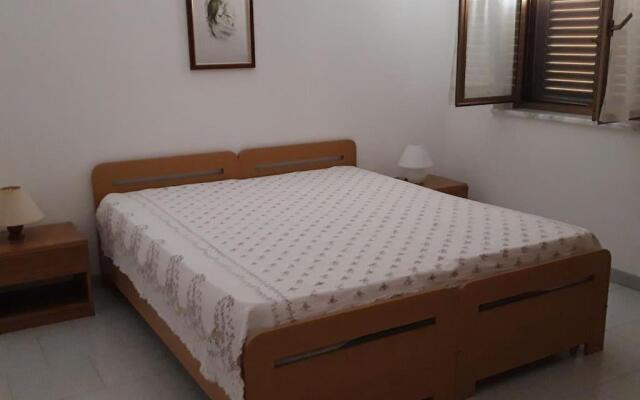 Capo Rizzuto, appartamento 200 mt dal mare