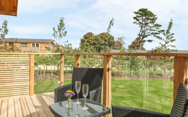 5 Faraway Fields, Liskeard