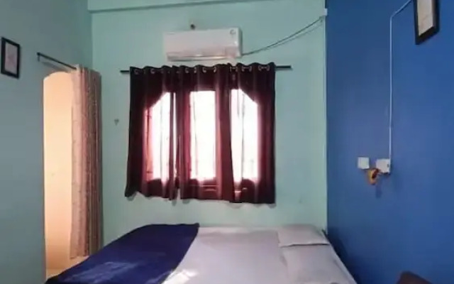 Goroomgo Shree Ram Kuti Homestay Ujjain