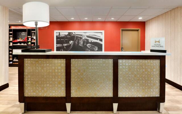 Hampton Inn & Suites Monroe