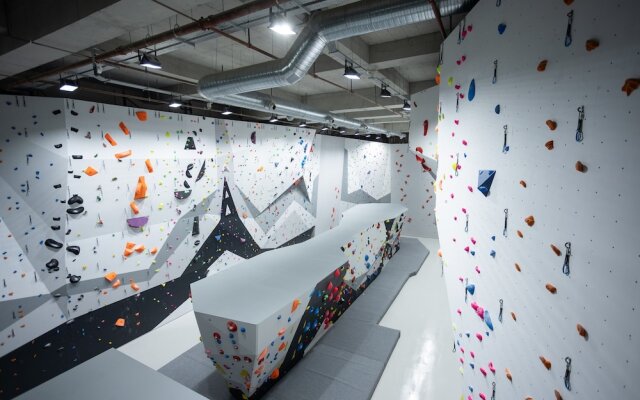 INVENTIST Hotel Sports Academy