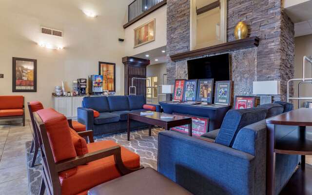 Comfort Inn Bentonville - Crystal Bridges