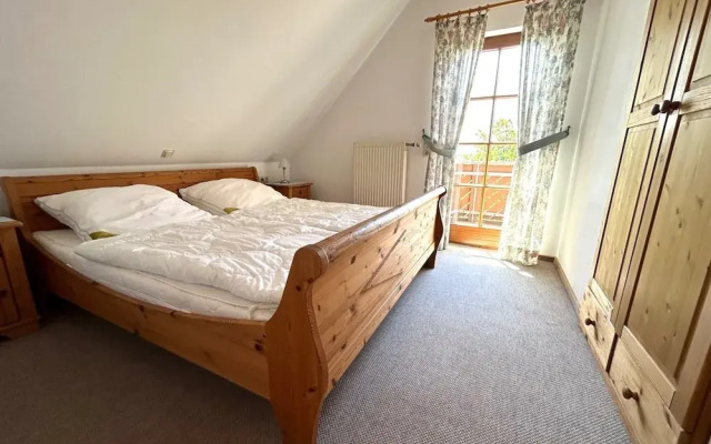 Holiday Home in the Knullgebirge With Balcony