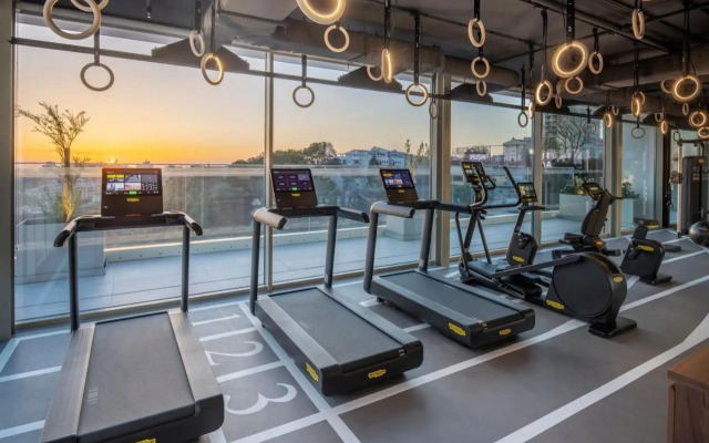 Renaissance Porto Lapa Hotel