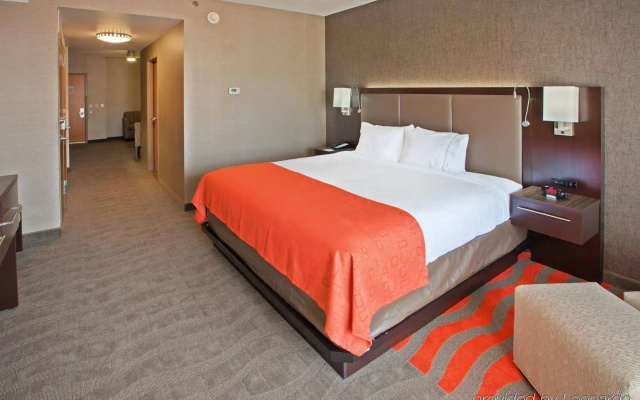 Holiday Inn Express and Suites Columbus Edinburgh by IHG