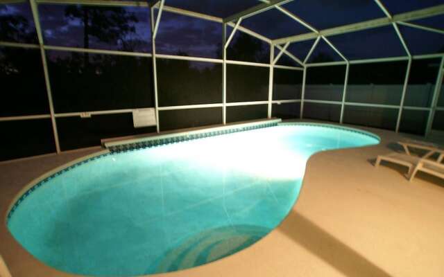 RMG Orlando Pool Villas