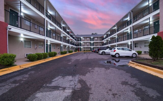 Savannah Suites-Augusta