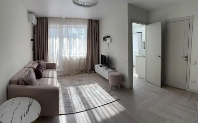 Apartment Aurora on Kolomiytseva St., 8
