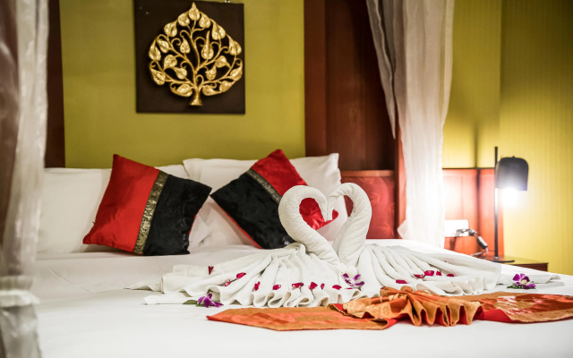 Patong Hemingway's Hotel