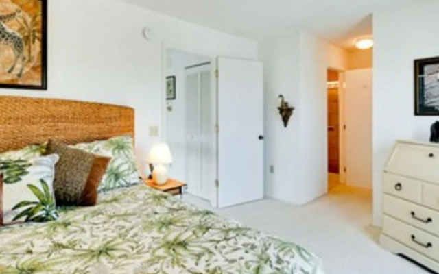 A Gulf Dream - 6250 Holmes #72