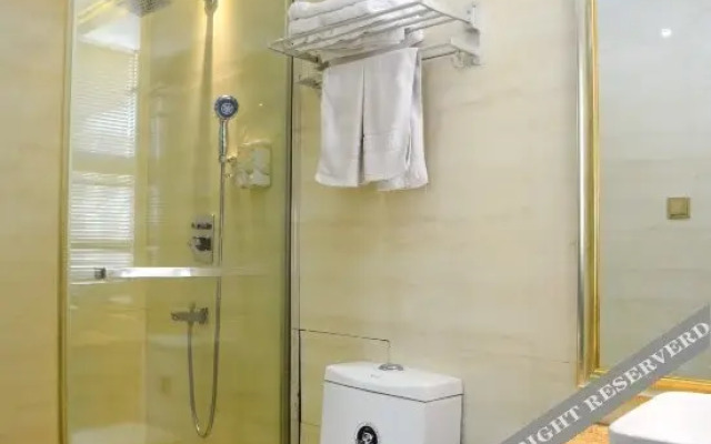 Xinjiang Inn Business Hotel