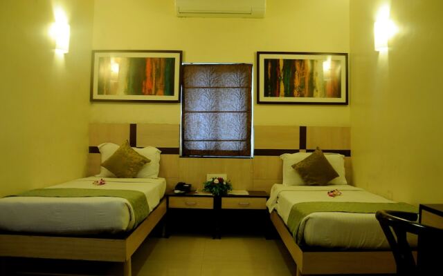 JK Rooms 104 Hotel Madhav International