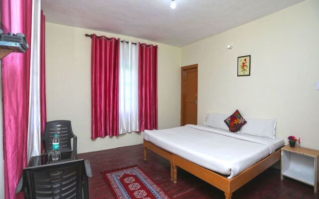 OYO 13719 Home Hill View 1BHK near Hadimba