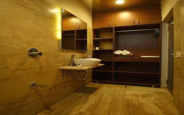 Fabhotel Kyra