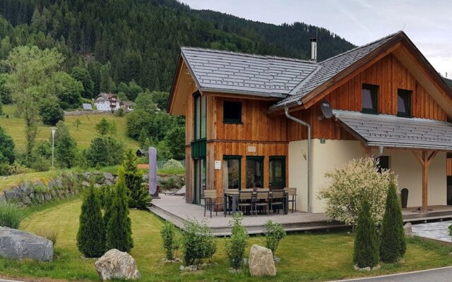 Luxurious Chalet Near Ski Area in Murau