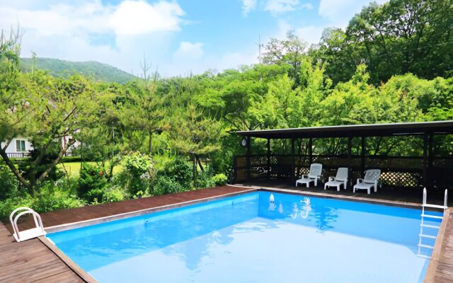 Ganghwa Byeolbitsok-euro Pension