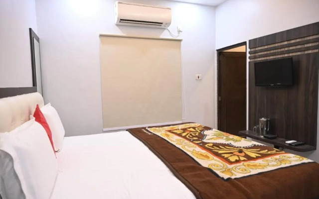 Hotel Arya