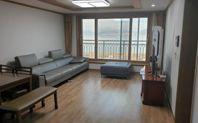 Geoje Seaside Two floors Villa