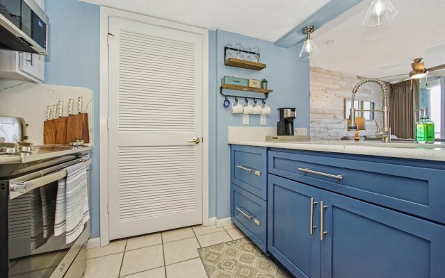 Long Beach 4- 402 - 1931168