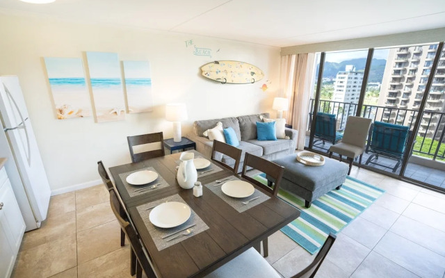 Tower 2 Suite 1207 1 Bedroom Condo