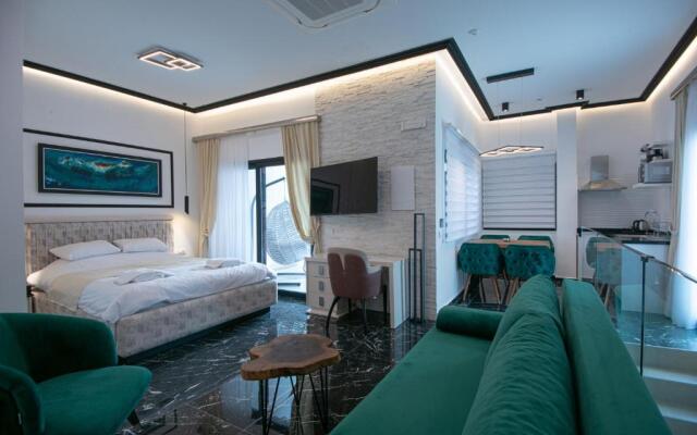 Lazar Lux Suites - Ammoudara