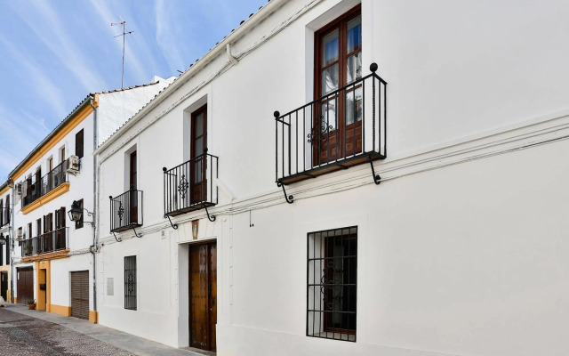 Urban Vida Alcázar