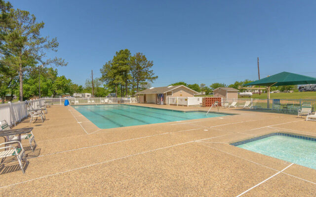 Lake Conroe RV & Camping Resort