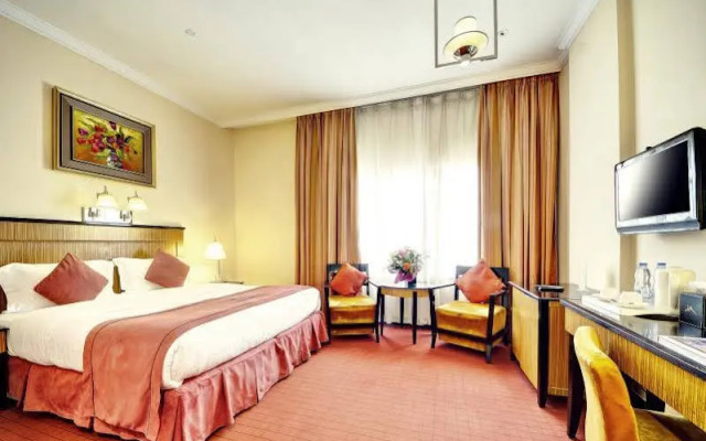 Rayan Hotel Corniche